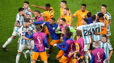 Argentina, Netherlands Get Into Scrap Late in World Cup Match