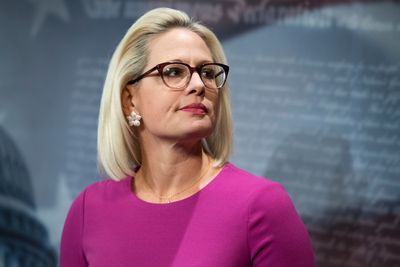 What Sinema’s party switch means for the next Congress and 2024 - Roll Call