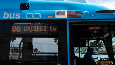 City announces permanent bus lanes on Chicago Avenue; advocates worry about enforcement, frequency