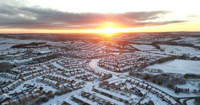Snow to blanket Britain as ice and fog warnings issued in -15C freeze TODAY