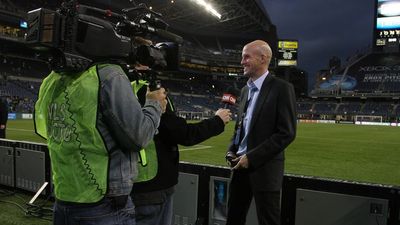 U.S. Captains Adams, Sauerbrunn Pay Tribute to Grant Wahl