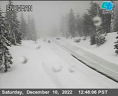 Storm packing high winds, heavy snow blows into the Sierra