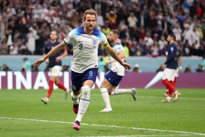 Harry Kane equals Wayne Rooney record before late penalty miss proves costly