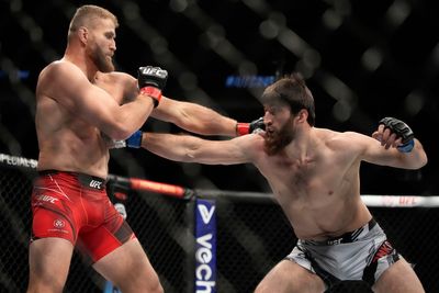 Błachowicz vs. Ankalaev Split Decision Ends UFC 282 in Bitter Disappointment