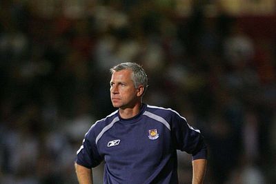 On This Day in 2006: Hammer blow for Alan Pardew