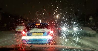 Experts share top tips for how to drive in snow and ice as weather warning continues in Glasgow