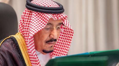 King Salman Receives Written Message from Emir of Qatar