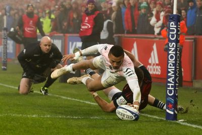 Toulouse outmuscle Munster in fog-bound Champions Cup clash