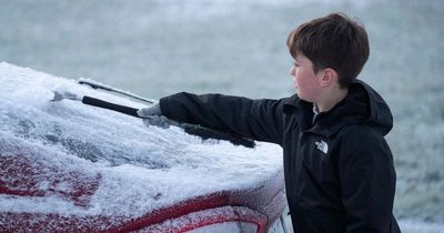 Motorists warned to avoid this 'really bad' hack to defrost car windscreens