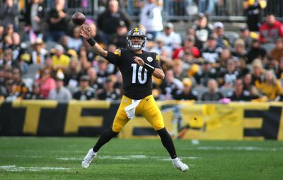 Mitch Trubisky replaces injured Kenny Pickett, leads scoring drive