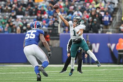 Eagles clinch playoff berth with 48-22 win over the Giants in Week 14