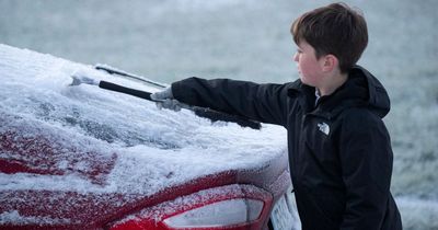 Driving experts share hack for defrosting windows from the inside out