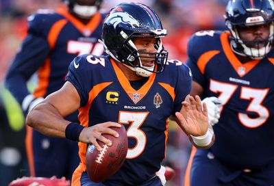 Broncos QB Russell Wilson leaves game with concussion