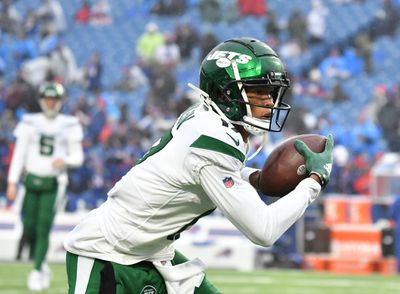 Garrett Wilson sets Jets rookie record for receiving yards