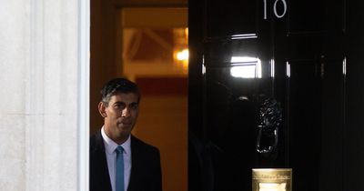 Sunak is no Santa as kids face depressing Christmas - Voice of the Mirror