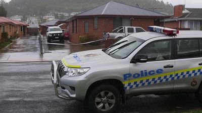 Father tried to reason with daughter during shooting, stabbing attack, Tasmanian court hears