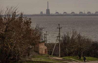 Safety of Zaporizhzhia nuclear plant hangs in the balance