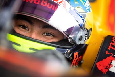 Iwasa remains with DAMS for second F2 season