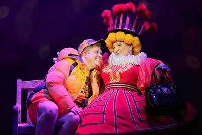 Mother Goose at Duke of York’s Theatre review: Ian McKellen makes a triumphant return to panto