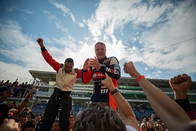 Ex-Ferrari F1 driver Barrichello wins Brazilian stock car title