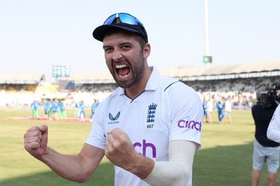 Mark Wood leads England to series-clinching Pakistan Test win after latest dramatic finale