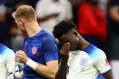 Bukayo Saka and Aaron Ramsdale set to rejoin Arsenal training this week after England’s World Cup exit