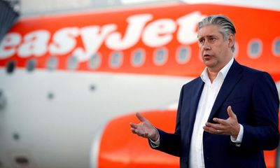 EasyJet chief paid almost £3m despite airline’s £208m loss