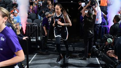 Griner dunks in first basketball workout since Russian detention