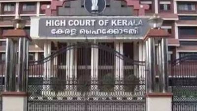 Illegal flags on roads: Committees formed, Kerala govt tells HC