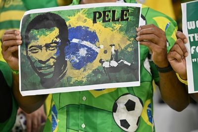 Pele's health improving, but not ready for release: doctors