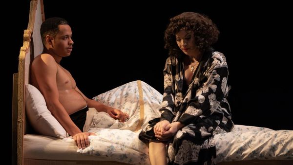 Piaf theatre review: Camille O’Sullivan captures Édith’s edgy charisma but script fails to sing