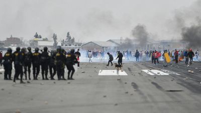 Protesters block Peru airport despite president's proposal to bring forward elections