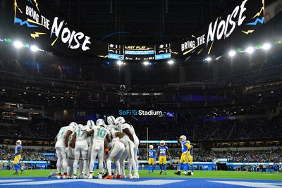 Best photos from Dolphins’ Week 14 loss to Chargers