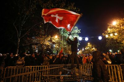 Montenegrin police uses pepper spray to disperse anti-government protesters
