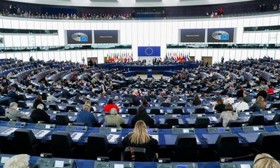 Police search European parliament offices as bribery inquiry grows