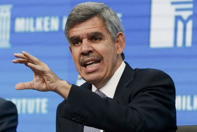 Top economist Mohamed El-Erian says the Fed will face these two ‘unpleasant choices’ next year