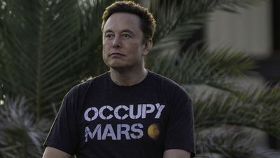 Elon Musk no longer in top spot on Forbes' real-time billionaires list