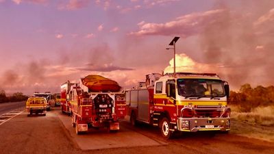 Grassfire near Mount Isa halts zinc mine production, hundreds of underground staff evacuated