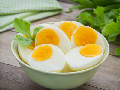 "Are egg yolks bad for you?" Doctor explains