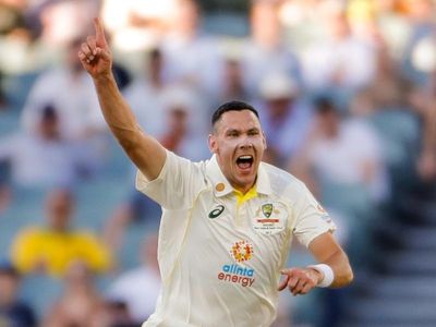 Boland keeps spot ahead of Neser for Gabba