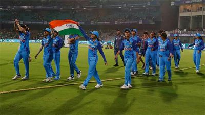3rd T20I: India look to build on special Super Over win against Australia
