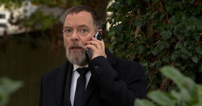 BBC EastEnders' fans call for full-time Ian Beale return after surprise cameo