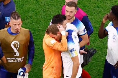 Hugo Lloris reveals Harry Kane text chat after World Cup penalty miss: ‘It was hard to find the words’