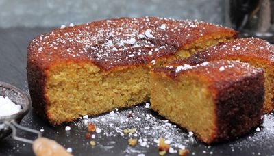 A sweet holiday tradition: spiced orange-almond cake is uncomplicated and delicious