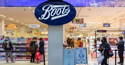 Boots announce Christmas £10 flash sale available today only for festive gifts