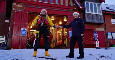 Mum and daughter duo sacrifice Christmas to save lives with Cullercoats RNLI