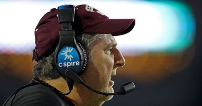 Mississippi State head coach Mike Leach dies as NFL and college stars pay tribute