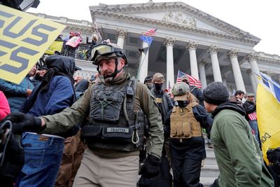 Hundreds of people on leaked Oath Keepers member list worked for Homeland Security, report finds