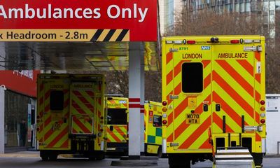 Police officers express ‘grave concerns’ at covering ambulance strikes