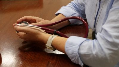 Bulk-billing GP rates fall to 83 per cent, but doctors say reality of 'broken' Medicare system is worse